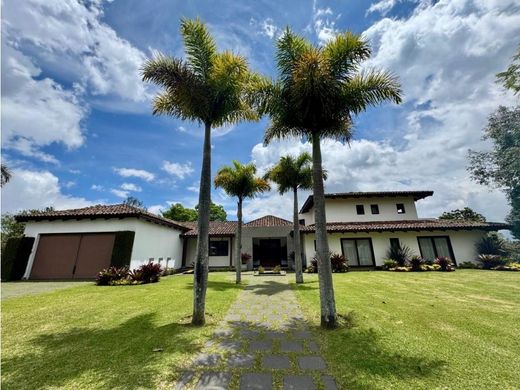 Curridabat, Provincia de San Joséの高級住宅