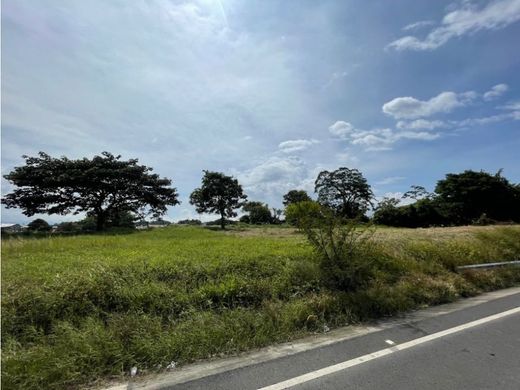Land in Isla, Provincia de San José