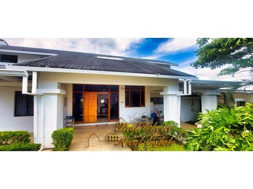 ‏בתי יוקרה ב  Belén, Carrillo