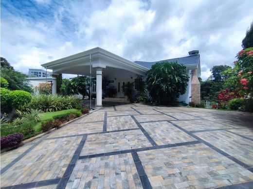 Casa di lusso a Escazú, Provincia de San José