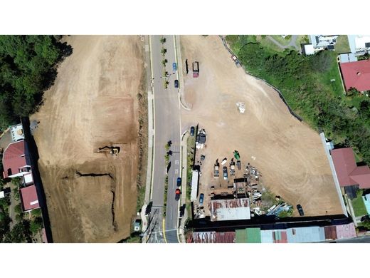 Land in San José, Cantón de San José