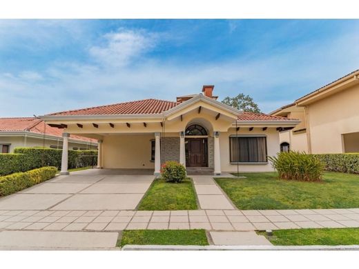 Luksusowy dom w Santa Ana, Provincia de San José