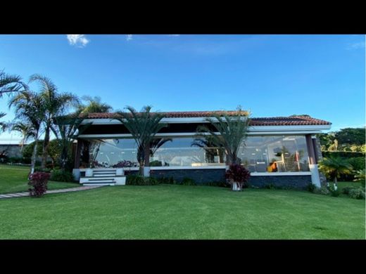 호화 저택 / Santa Bárbaraa, Provincia de Heredia