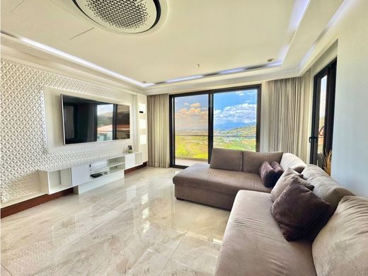 Apartment in Santa Ana, Provincia de San José