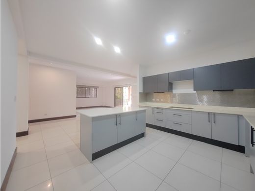Appartamento a Santa Ana, Provincia de San José