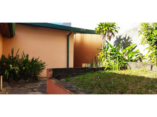 Luxury home in San José, Cantón de San José
