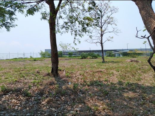 Terreno en Coyol, Cantón de Alajuela