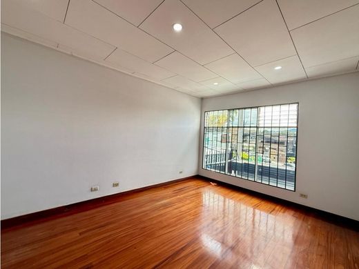 Πολυτελή κατοικία σε Σαν Χοσέ, Cantón de San José