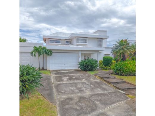 Luksusowy dom w Belén, Carrillo