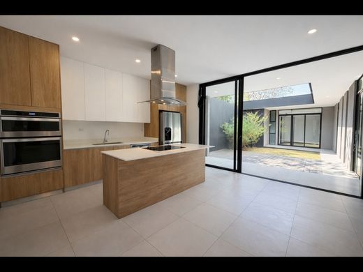 Maison de luxe à Santa Ana, Provincia de San José