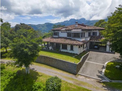 Casa di lusso a Santa Ana, Provincia de San José