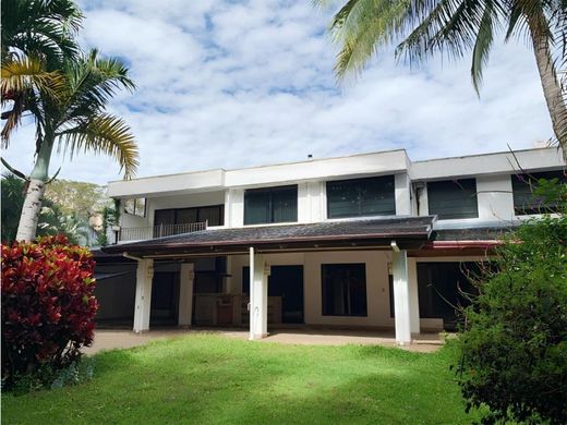 Luxury home in Escazú, Provincia de San José
