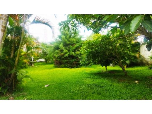 Residential complexes in San José, Cantón de San José