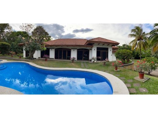 Casa di lusso a Santa Ana, Provincia de San José