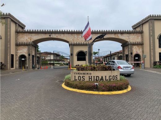 豪宅  Santo Domingo, Provincia de Heredia