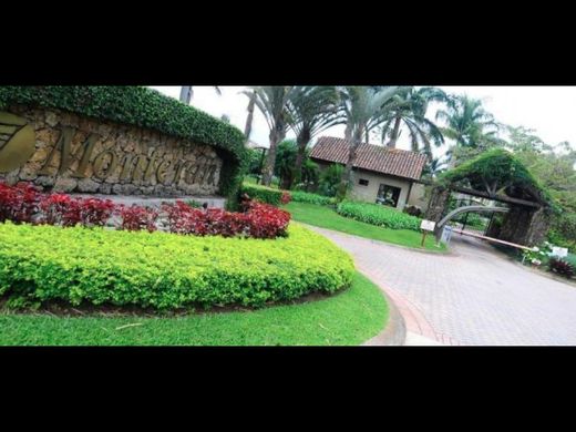 Curridabat, Provincia de San Joséの土地