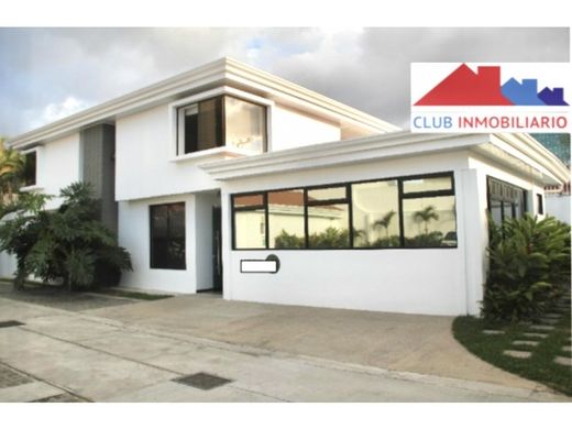 Bureau à Pavas, Cantón de San José