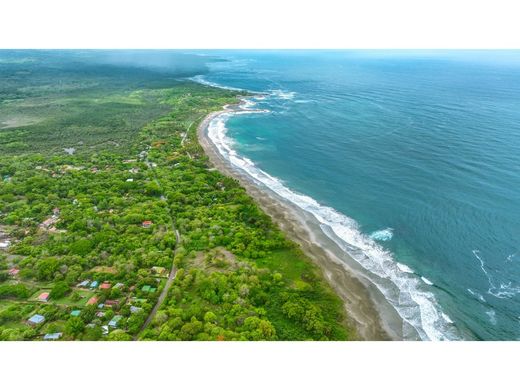 Land in Veintisiete de Abril, Santa Cruz