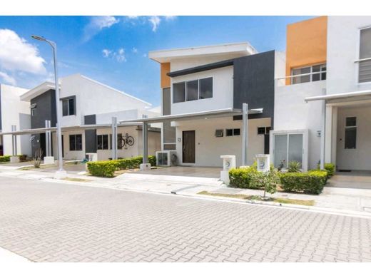 ‏בניין ב  Santa Ana, Provincia de San José