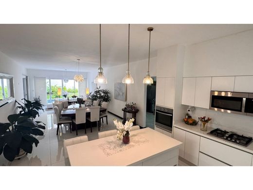 Luxus-Haus in Escazú, Provincia de San José