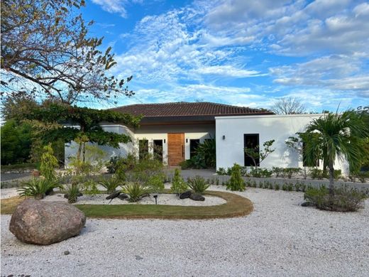 Luxus-Haus in Santa Cruz, Provincia de Guanacaste