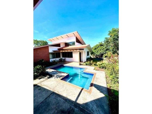 Casa de luxo - Atenas, Provincia de Alajuela