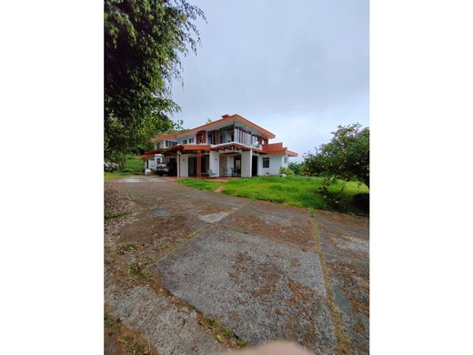 Luxury home in San José, Cantón de San José