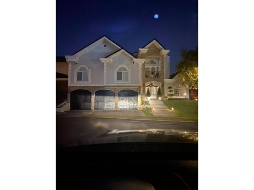 Luksusowy dom w Concepción, Cantón de Buenos Aires