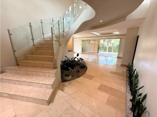 Luxury home in Santa Ana, Provincia de San José