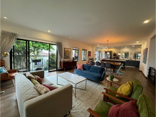 Casa di lusso a Escazú, Provincia de San José