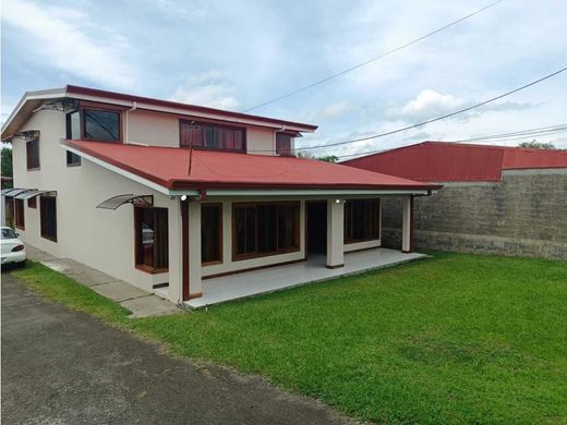 Santo Domingo, Provincia de Herediaの高級住宅