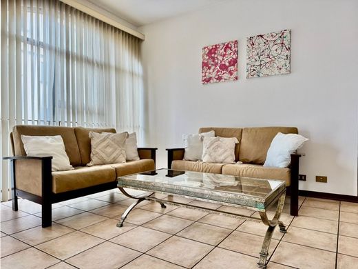 아파트 / Escazú, Provincia de San José