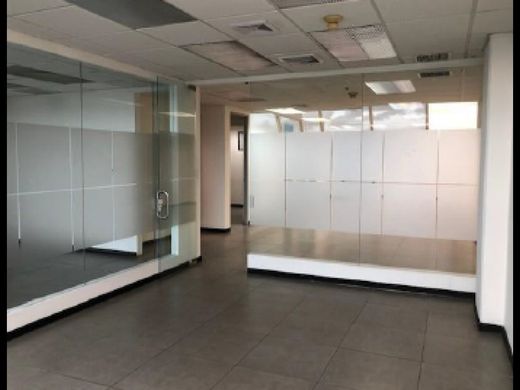 Γραφείο σε Colón, Mora