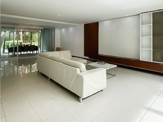 Casa de luxo - Santa Ana, Provincia de San José