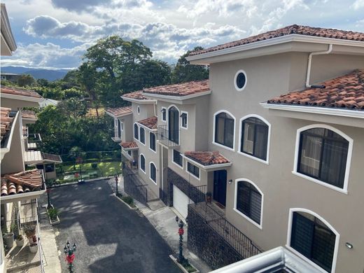 Casa de lujo en Curridabat, Provincia de San José