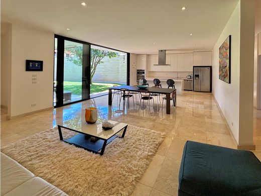 Casa di lusso a Santa Ana, Provincia de San José