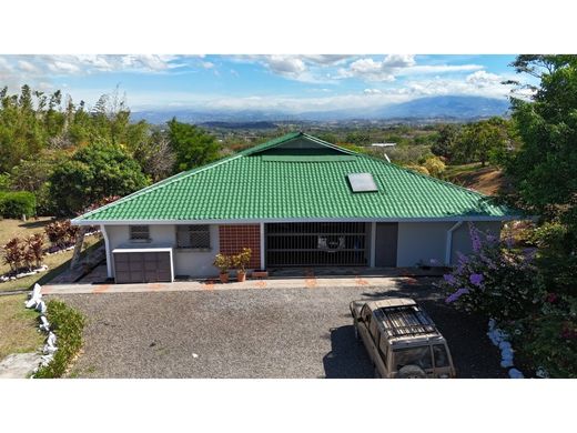 Boerderij in Garita, La Cruz