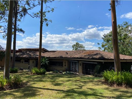 Casa de lujo en Santa Ana, Provincia de San José