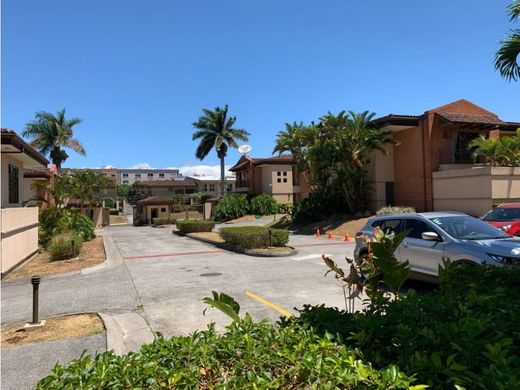 호화 저택 / Escazú, Provincia de San José