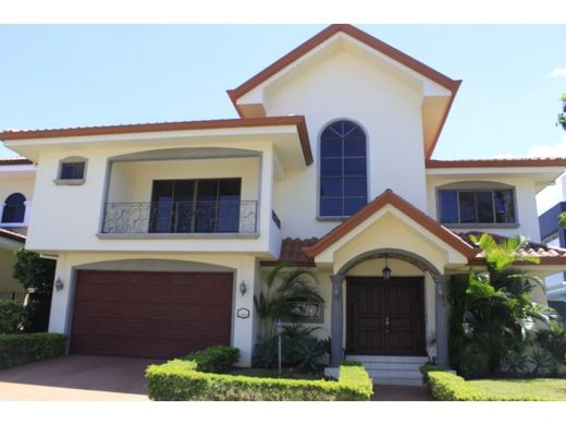 Casa de luxo - Santa Ana, Provincia de San José