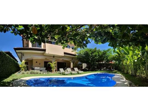 Kamienica w Puntarenas, Cantón de Puntarenas