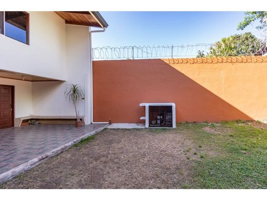 Πολυτελή κατοικία σε Σαν Χοσέ, Cantón de San José