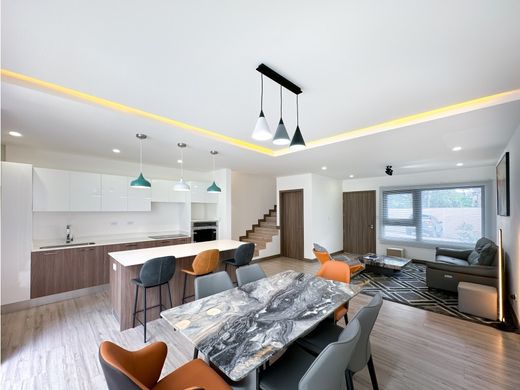 Luksusowy dom w Escazú, Provincia de San José