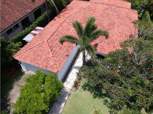 Luxury home in Santa Ana, Provincia de San José