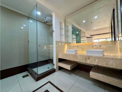 Piso / Apartamento en Mata de Palo, Cantón de San José