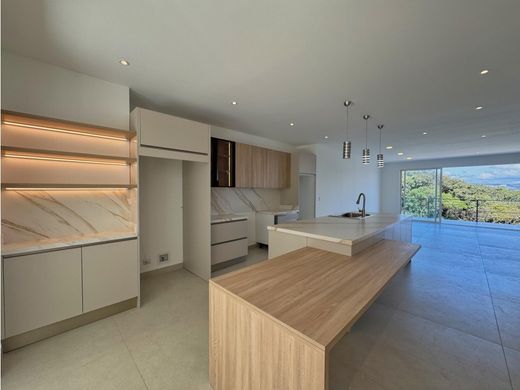 Casa di lusso a Escazú, Provincia de San José