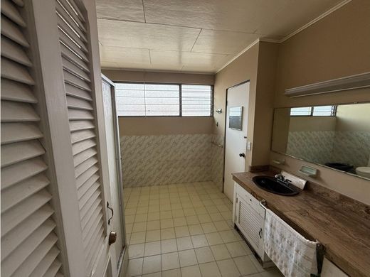 Luxury home in Cartago, Cantón de Cartago