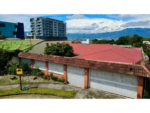 Casa de lujo en Curridabat, Provincia de San José