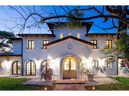 Luxury home in Tamarindo, Santa Cruz