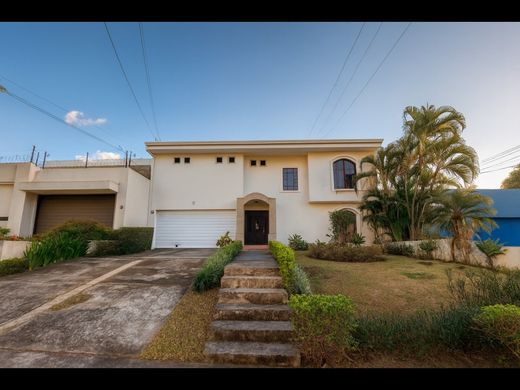 Luxus-Haus in Escazú, Provincia de San José